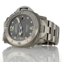 Panerai Submersible PAM00106 - OP6566