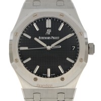 Audemars Piguet Royal Oak Ref. 15400ST.OO.1220ST.01