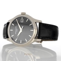 Patek Philippe Calatrava Ref. 5227G-010