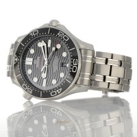 Omega Seamaster Diver 300 Ref. 21030422001001