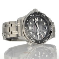 Omega Seamaster Diver 300 Ref. 21030422001001