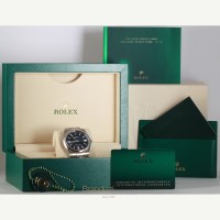 Rolex Oyster Perpetual Ref. 124300